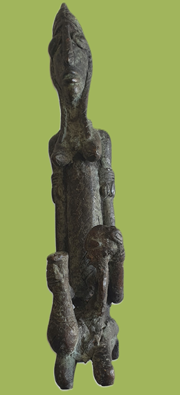 statue