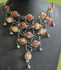 collier cornaline