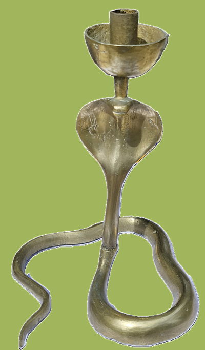 cobra en laiton dore